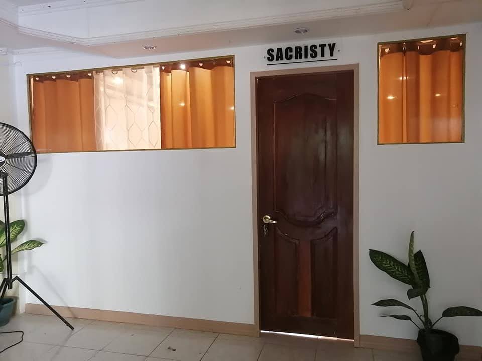 Sacristy 3